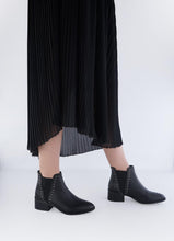 Load image into Gallery viewer, EMI
