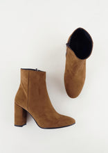 Load image into Gallery viewer, GIL
