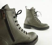 Load image into Gallery viewer, BRINA
