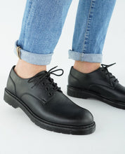 Load image into Gallery viewer, HALLEY
