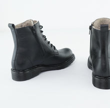 Load image into Gallery viewer, MIKA
