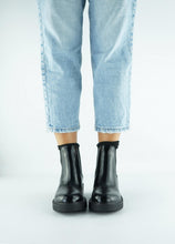 Load image into Gallery viewer, SEDY
