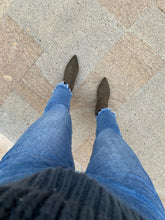 Load image into Gallery viewer, GEIA
