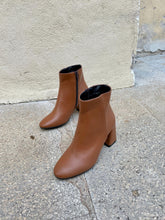 Load image into Gallery viewer, KESSY
