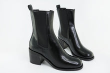 Load image into Gallery viewer, NELA
