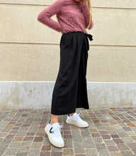 Load image into Gallery viewer, VEGA
